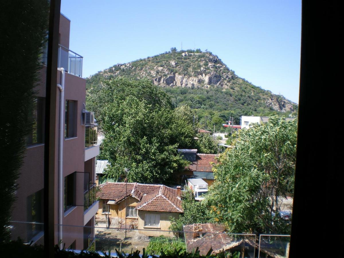 Park View Apartment Plovdiv With Parking 外观 照片